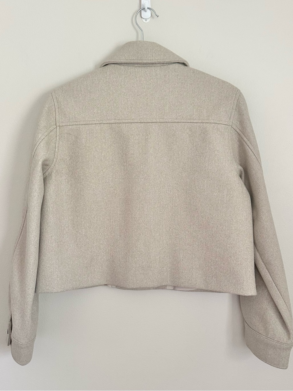 Zara Beige Cropped Shacket Jacket Size Small Neutral Minimalist Granola Coastal - Picture 2 of 7